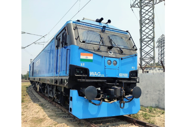 Alstom delivers the 100th electric locomotiveof 12,000 HP to Indian Railways