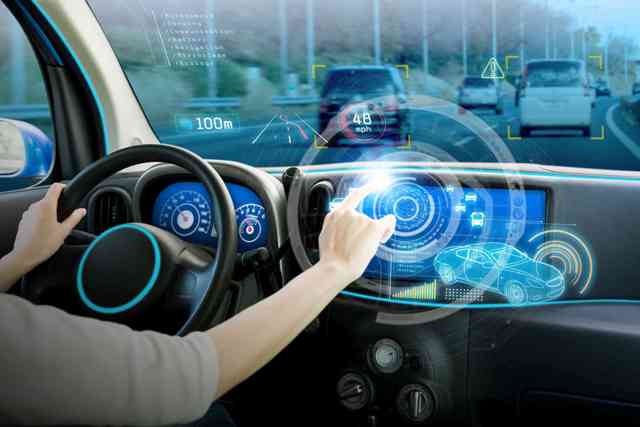 Technological trends transforming automotive manufacturing: What to expect in 2021