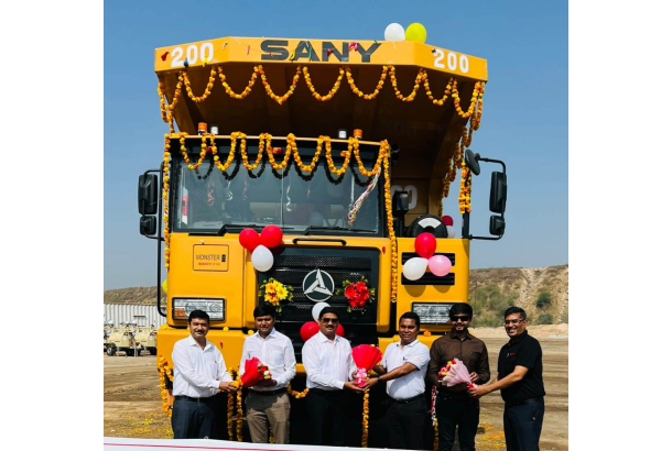 Sany India hands over 200th dump truck to Durga Infra Mining 