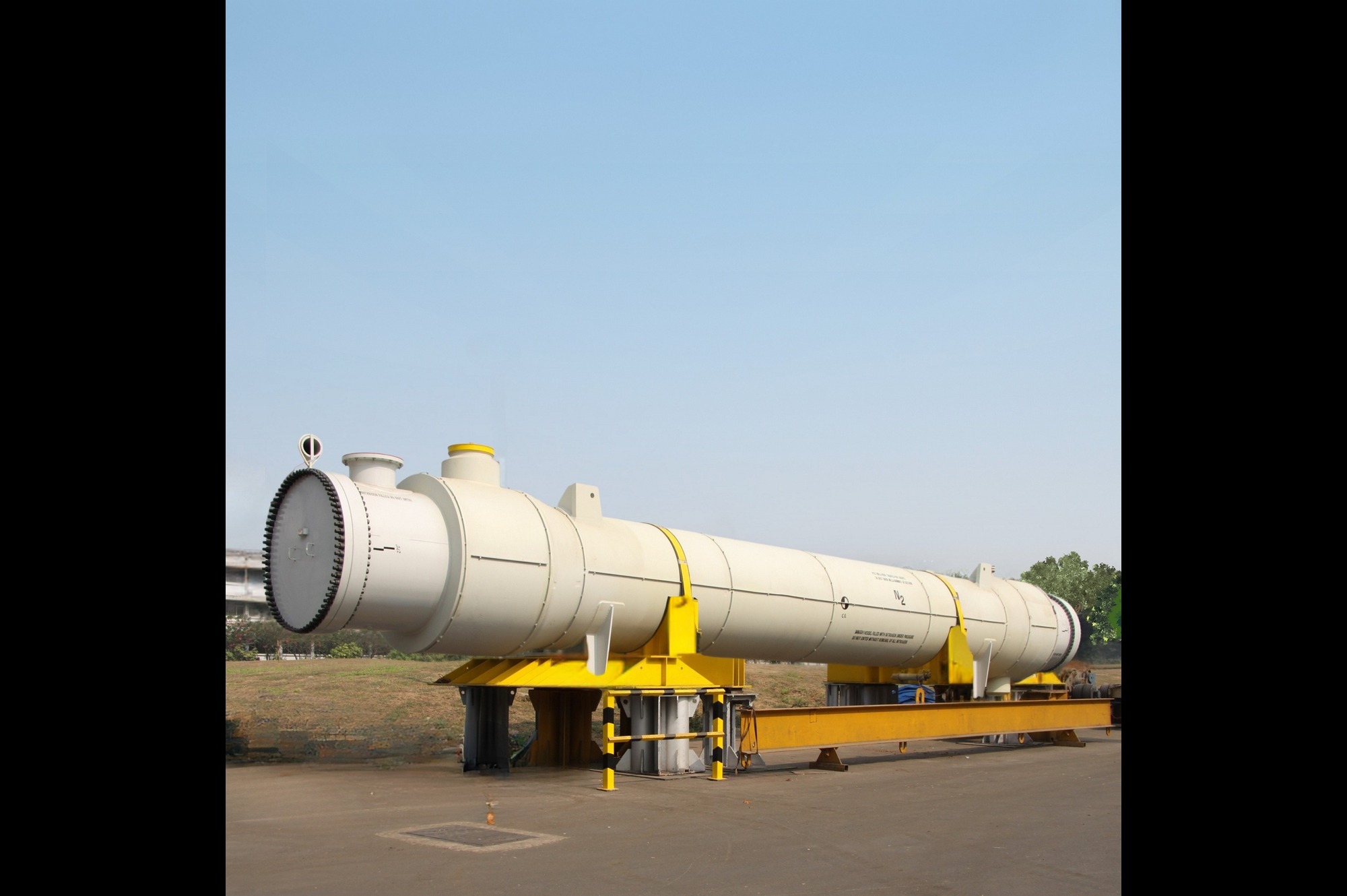 These equipment have been designed to operate under high temperatures and pressures, ensuring maximum energy recovery and process efficiency