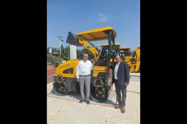 Mahindra Unveils its New Mini Compactor, ‘COMPAX’ for Road Construction Industry