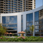 How Glazing and Metal Systems Are Shaping High-Performance Luxury Buildings