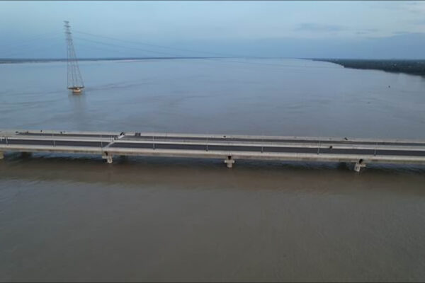 New Four-Lane Bridge at Farakka Set to Transform Connectivity in West Bengal New Four-Lane Bridge at Farakka Set to Transform Connectivity in West Bengal