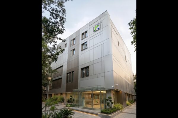 Pi Data Centers Partners with JLL to Accelerate 23 MW National Expansion