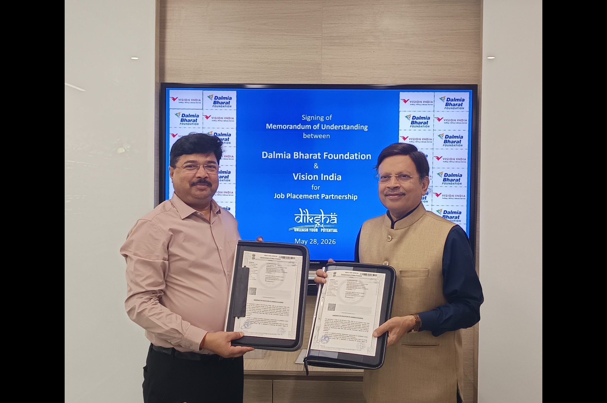 Dalmia Bharat Foundation and Vision India Collaborate to Boost Job Opportunities for DIKSHa-Trained Youth Dalmia Bharat Foundation and Vision India Collaborate to Boost Job Opportunities for DIKSHa-Trained Youth