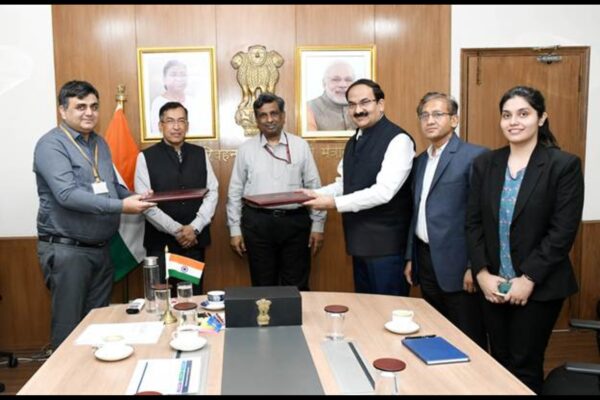 Ashok Leyland, Switch Mobility First OEMs to Join Delhi-NCR Vehicle Replacement Scheme Ashok Leyland, Switch Mobility First OEMs to Join Delhi-NCR Vehicle Replacement Scheme