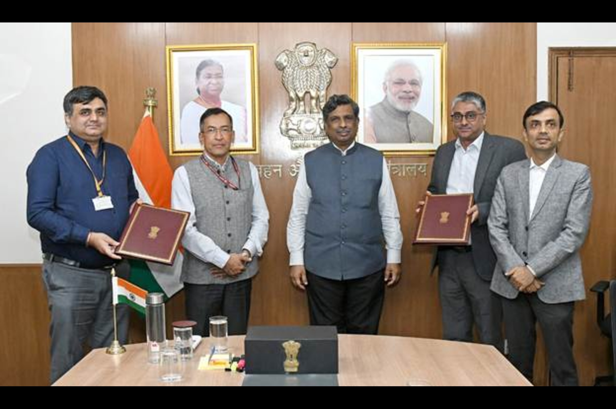 Daimler India Commercial Vehicles Joins Government Scheme for Replacement of Old Trucks and Buses in Delhi-NCR Daimler India Commercial Vehicles Joins Government Scheme for Replacement of Old Trucks and Buses in Delhi-NCR