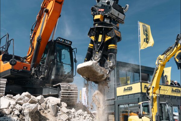 MB Crusher India Launches Demolition Pulverizer Range at bauma CONEXPO INDIA 2026 MB Crusher India Launches Demolition Pulverizer Range at bauma CONEXPO INDIA 2026